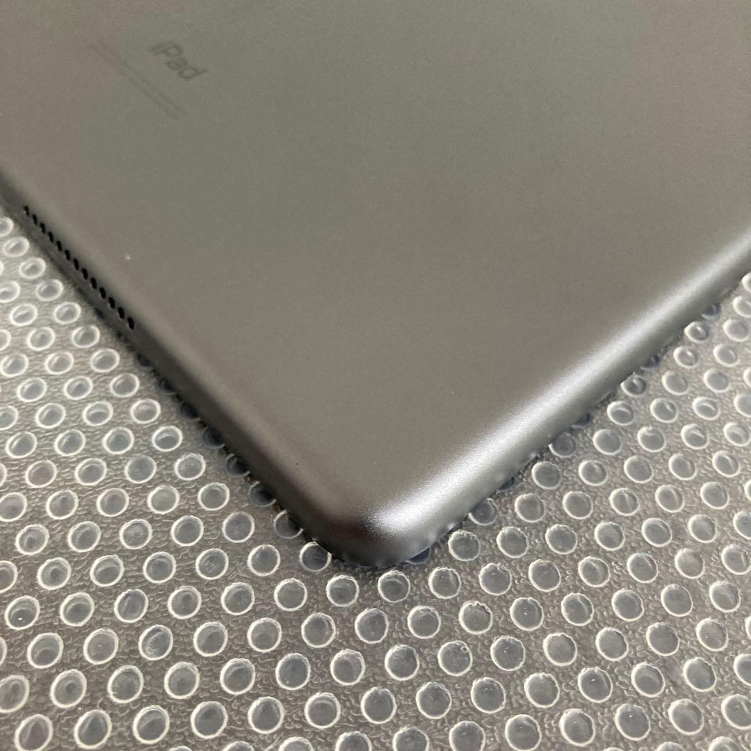 2996【早い者勝ち】iPad7 第7世代 32GB WIFIモデル☆