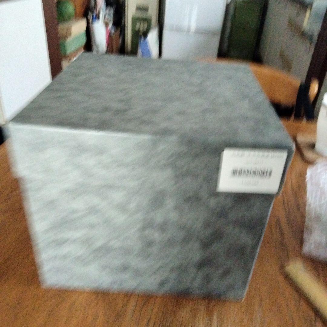 最終価格ルーマニア·ガラスの丸花瓶[小さな花束