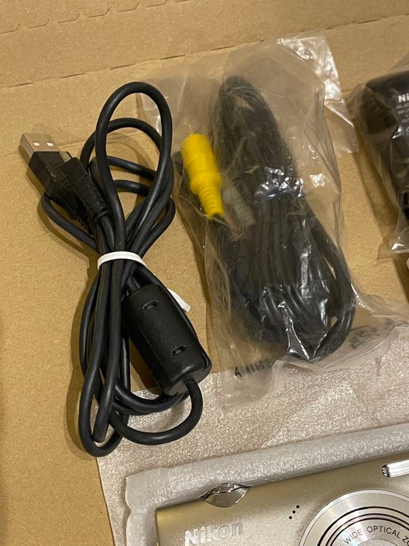 Nikon デジタルカメラ COOLPIX S5100【箱・付属付き】