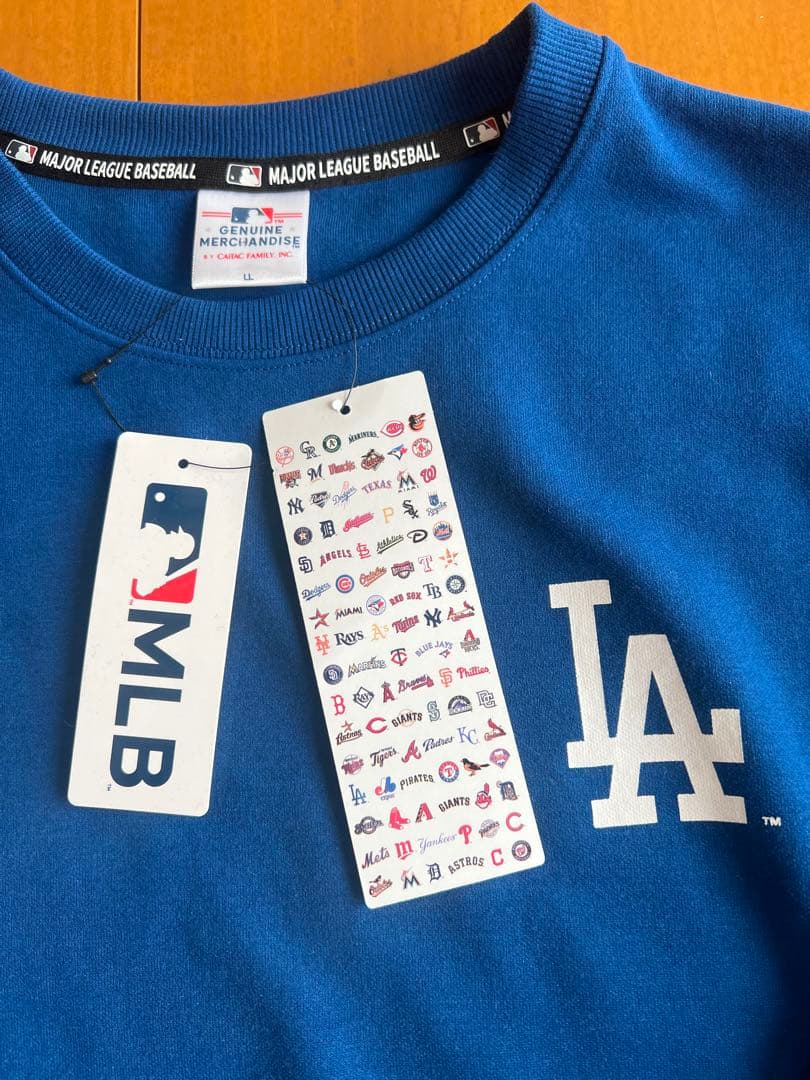 MLB LA ドジャース　スウェット 青　MLB正規品　　新品