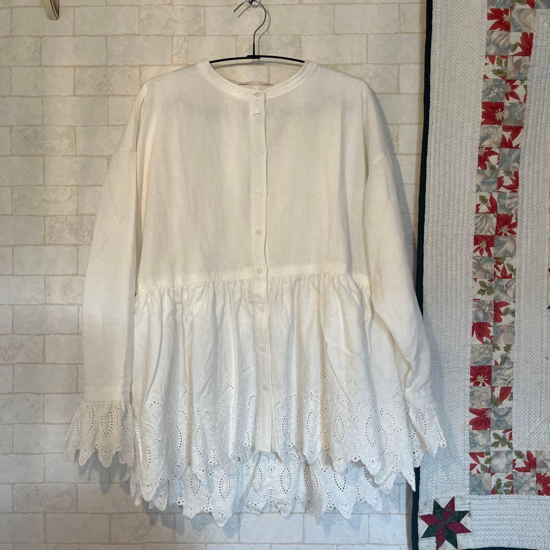 ソウルベリー　レースブラウス