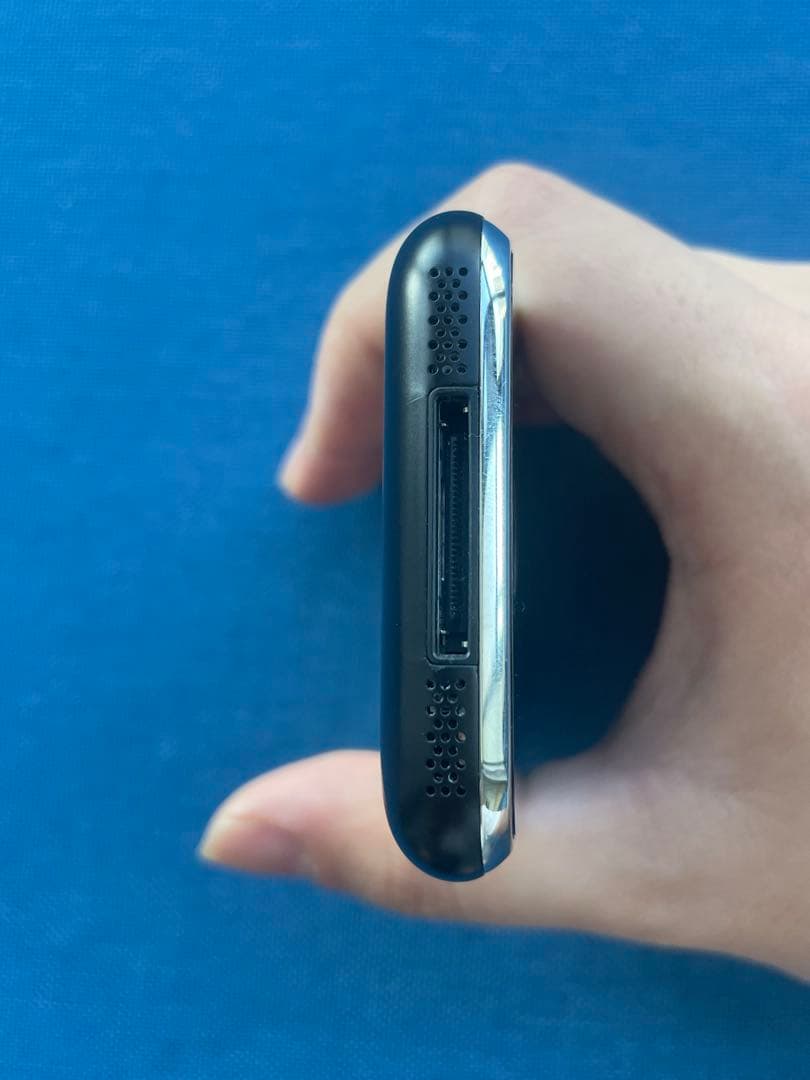 iPhone 2G 日本未発売　4GB 美品　初代　第1世代