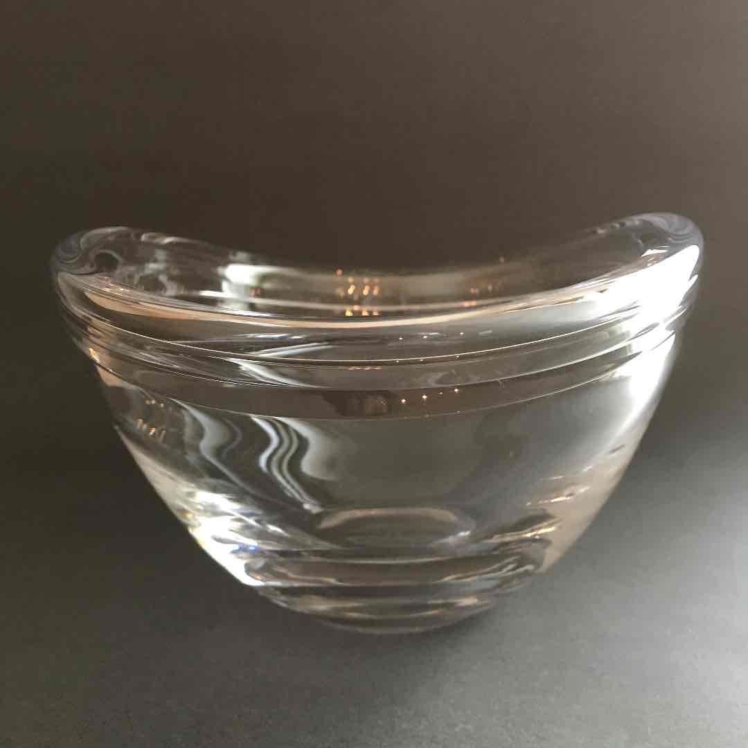 クリスタルガラスオーバルボール