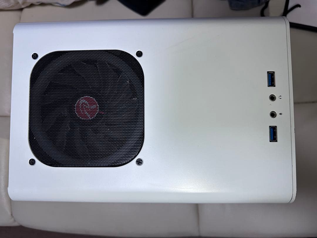 PC Ryzen3 3300X & GTX1660、コンパクトゲーミング