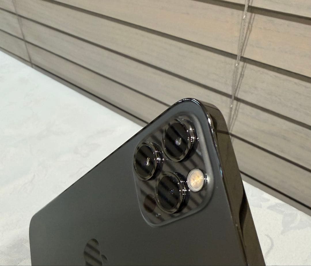 美品★iPhone12 Pro 256GB/simフリー