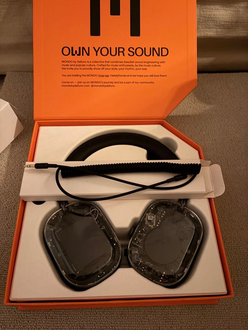 MONDO OVER EAR ワイヤレスヘッドホン