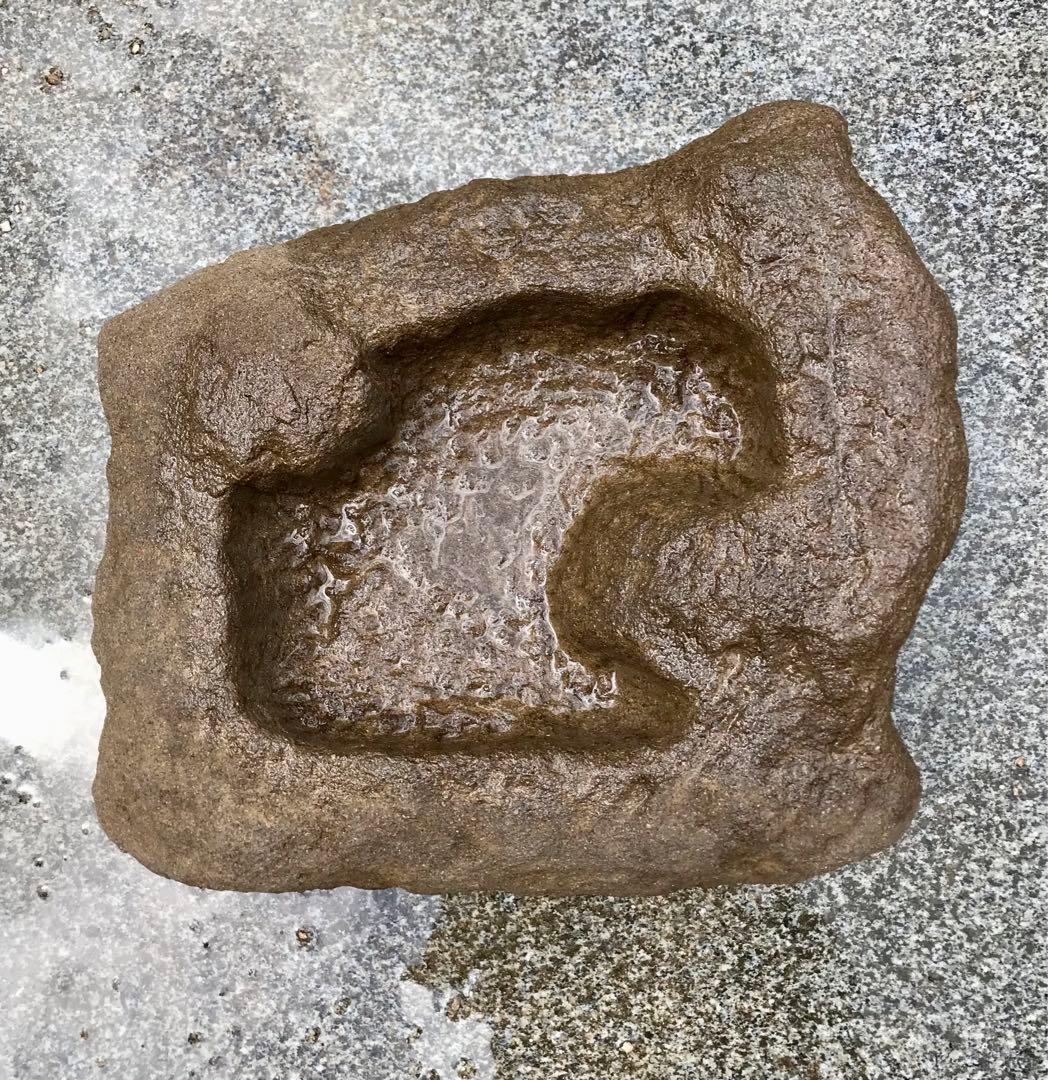 更に値下げ中【天然石・石鉢・蹲・水鉢・坪庭石・箱庭・バードバス】庭石オブジェ置物