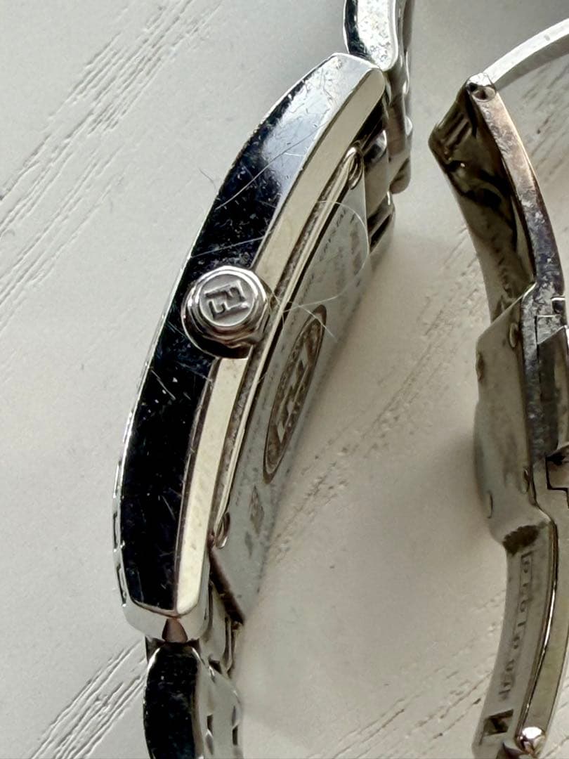 田*中様 FENDI スイス製 時計 ピンク文字盤