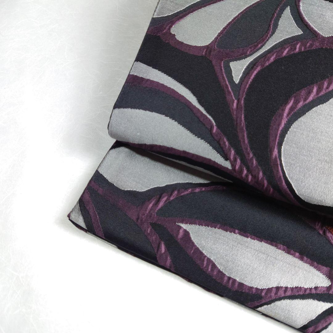 正絹 袋帯 六通柄 幾何花 黒 ふくれ織 モノトーン クールビューティー 逸品