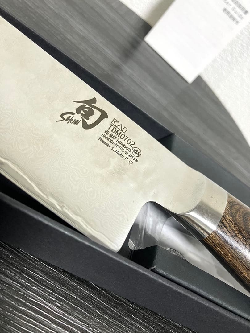 貝印　旬Premier 三徳包丁　175mm TDM0702 新品未使用