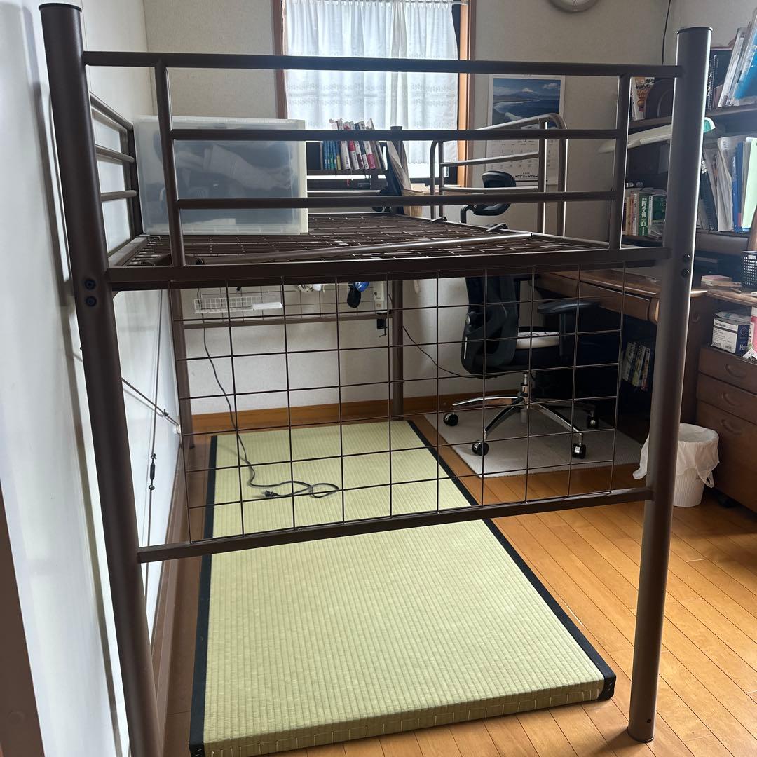 パイプベット　ブラウン　机下に置けます。説明書付　4段階　引き取りお願いします。