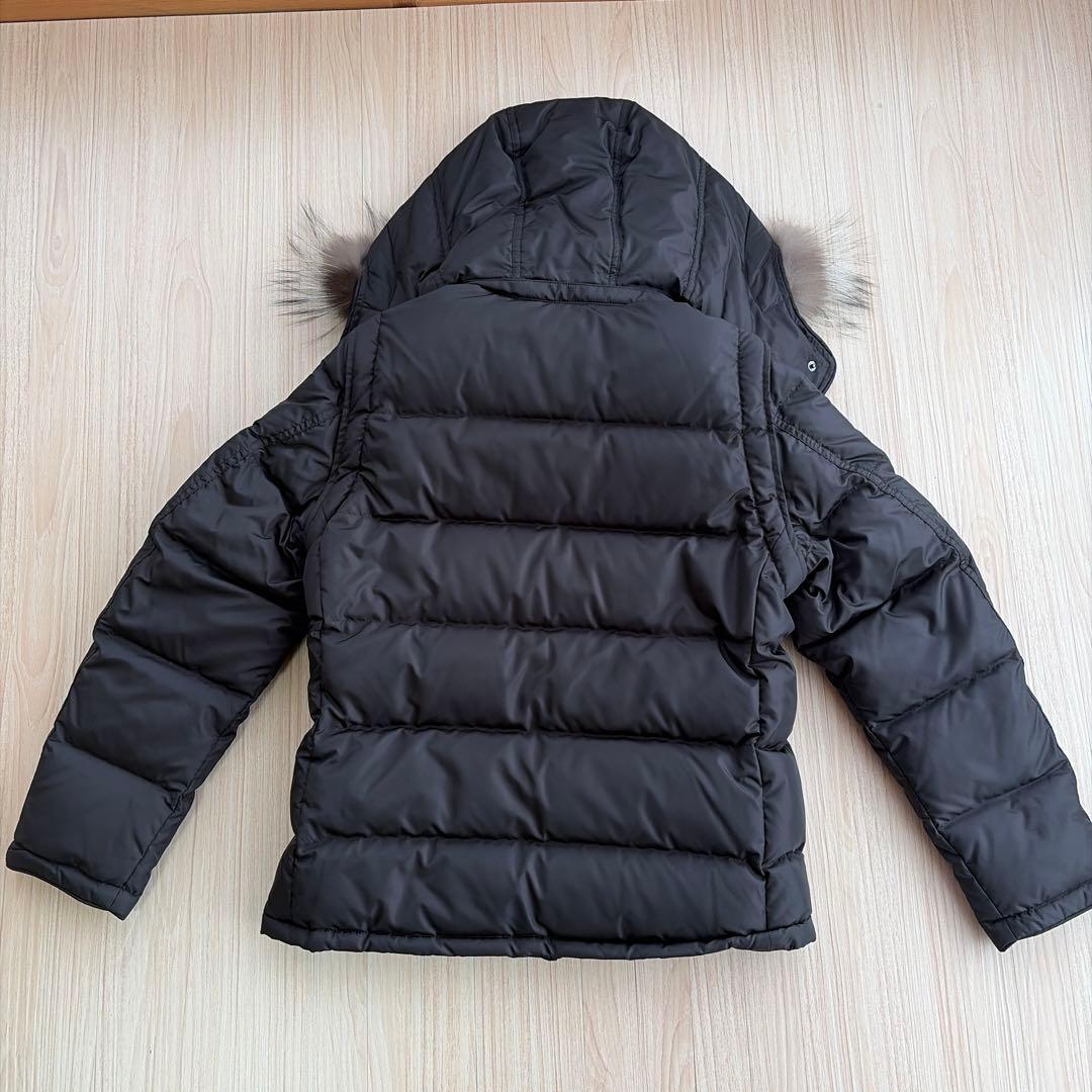 新品 バーバリーブラックレーベル ダウンジャケット Sサイズ 三陽商会 未使用