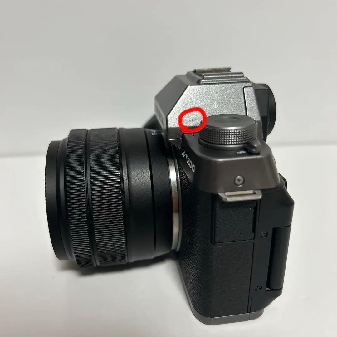 Fujifilm X-T200 シルバー　XC 15-45mm