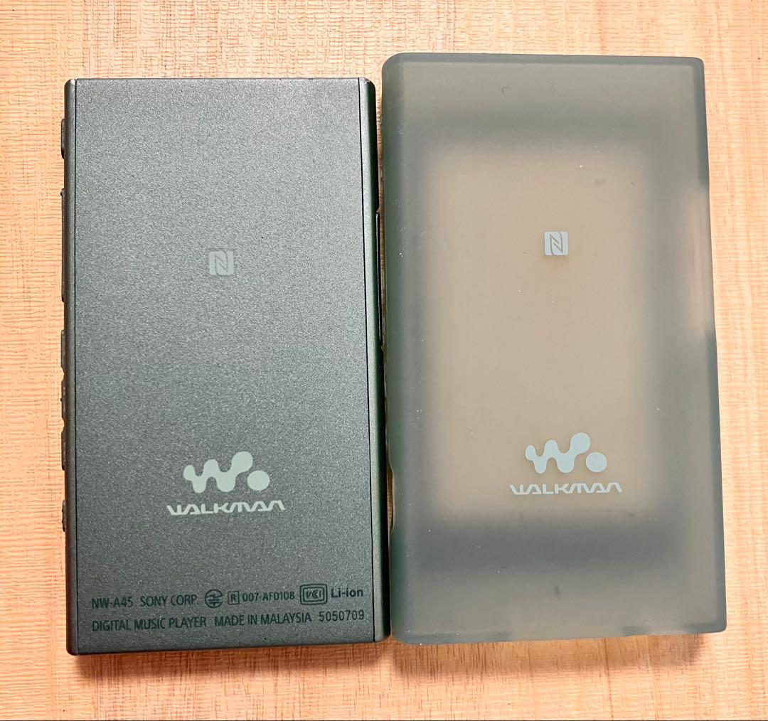 SONY WALKMAN NW-A45 本体 専用カバーケース付き
