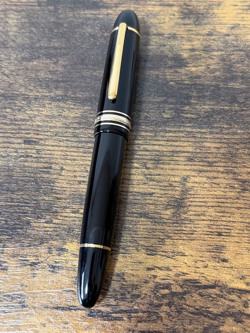 未使用に近い　149　18K ゴールド　三帯　デュマ型ペン芯　万年筆　M