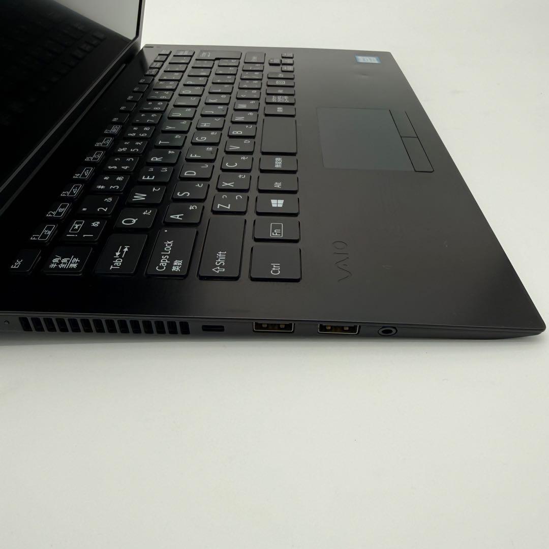 【VAIO】軽量ノートパソコン i5 第8世代 SONY SSD 8GB
