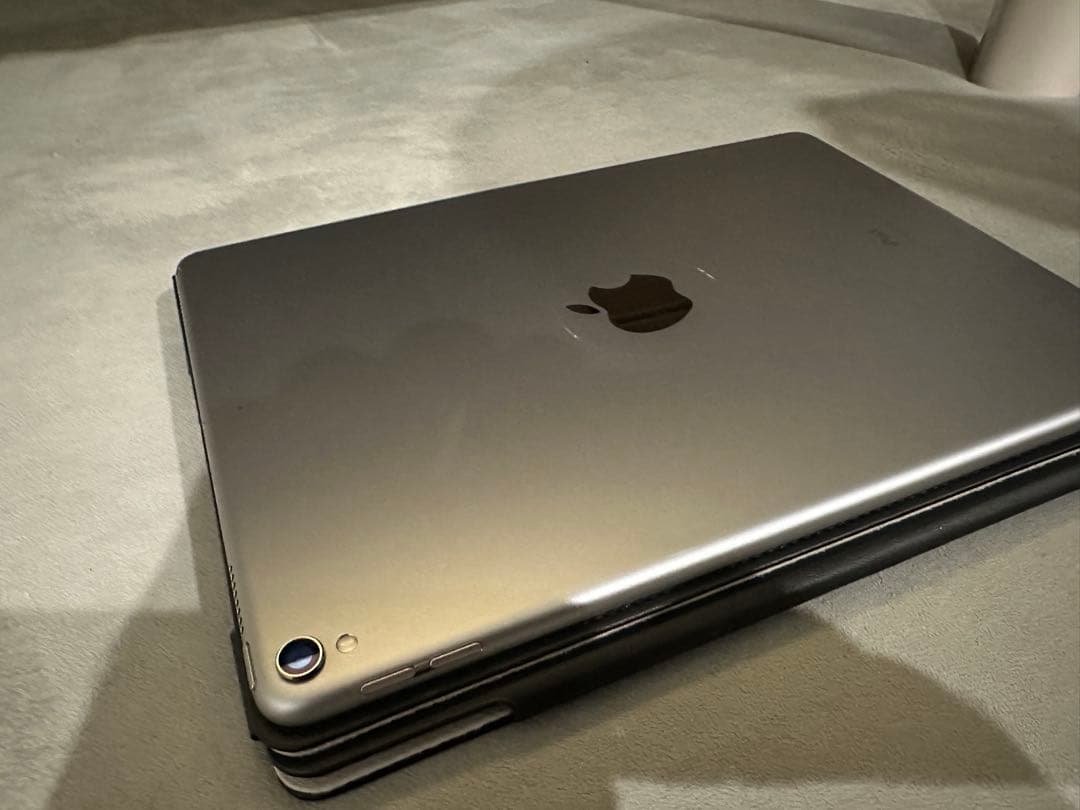 Apple iPad Pro (10.5インチ) 64G 本体　美品