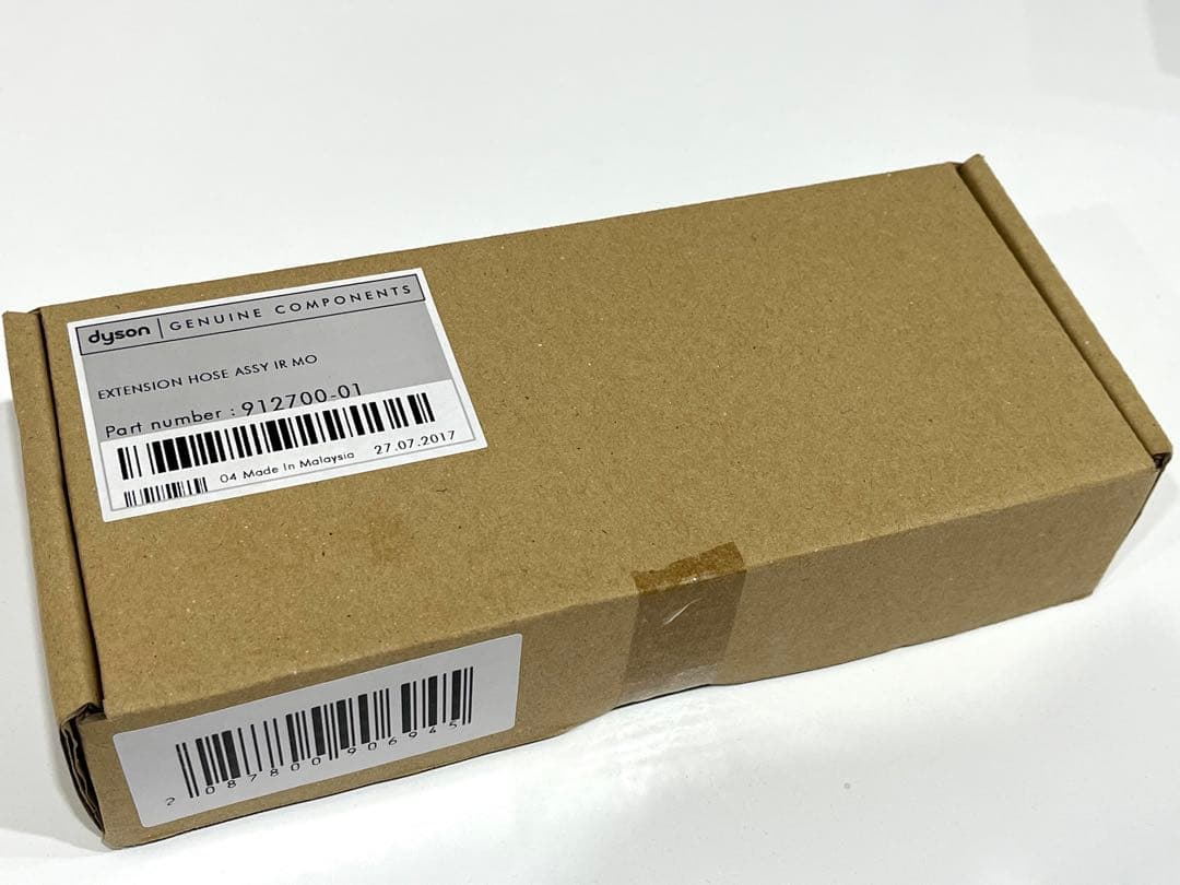 h644 新品・未開封　ダイソン　DC74 V6 FLUFFY 掃除機　付属品有