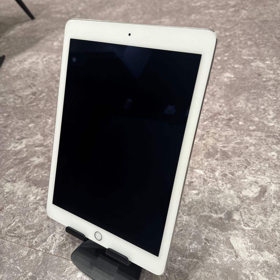 【美品】iPad Air2 32GB バッテリー89%