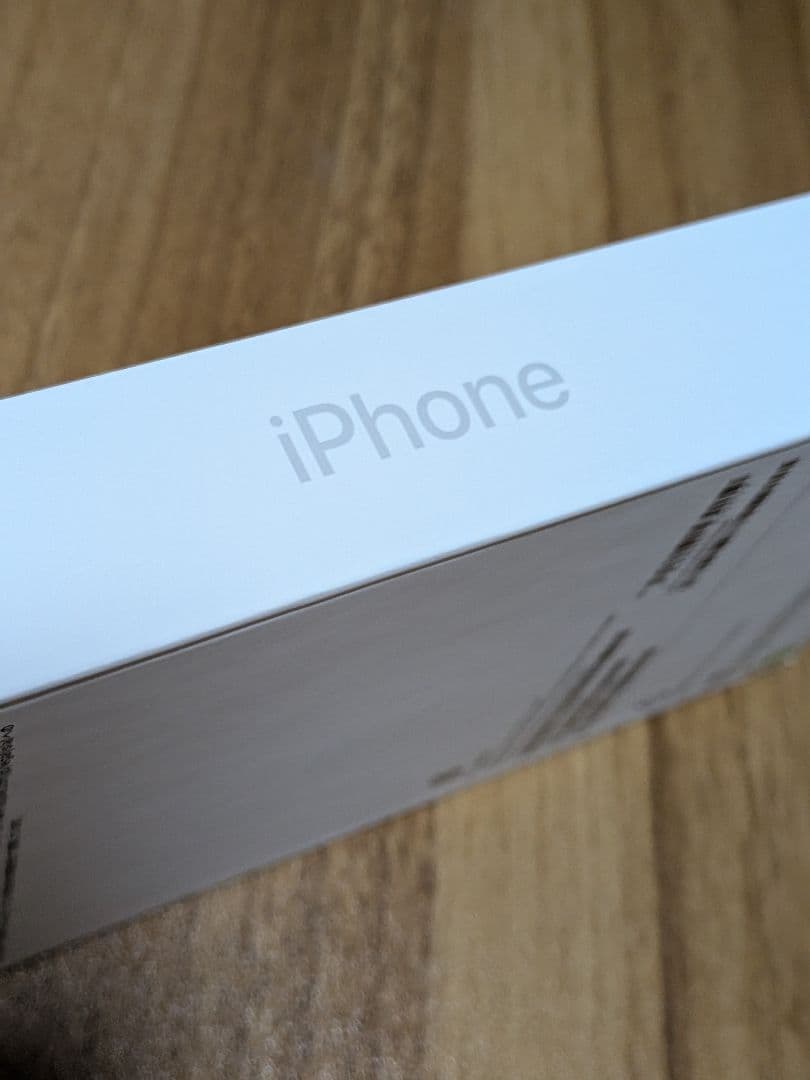 Apple iPhone 16ホワイト 128GB SIMフリー