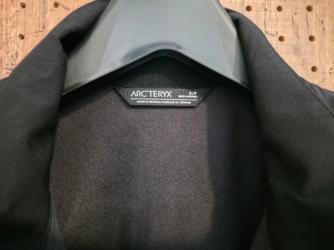 ARC’TERYX Solano Jacket Sサイズ