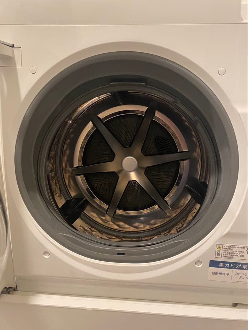 岡本‼️直接お渡し限定、人気のパナソニック Cuble NA-VG720L