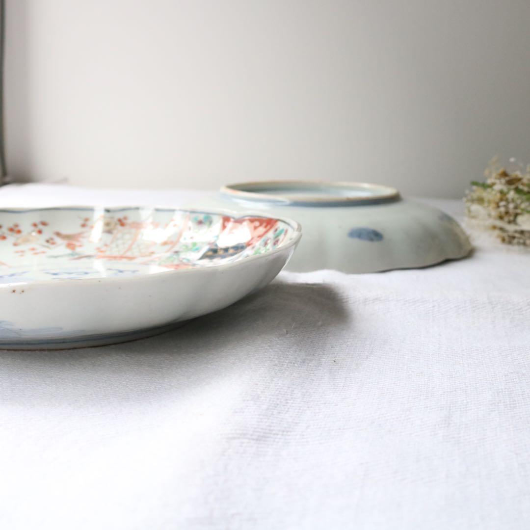 時代色絵伊万里　さわやかな赤絵に梅と鶯鳥籠図七寸皿プレート2枚 骨董古伊万里