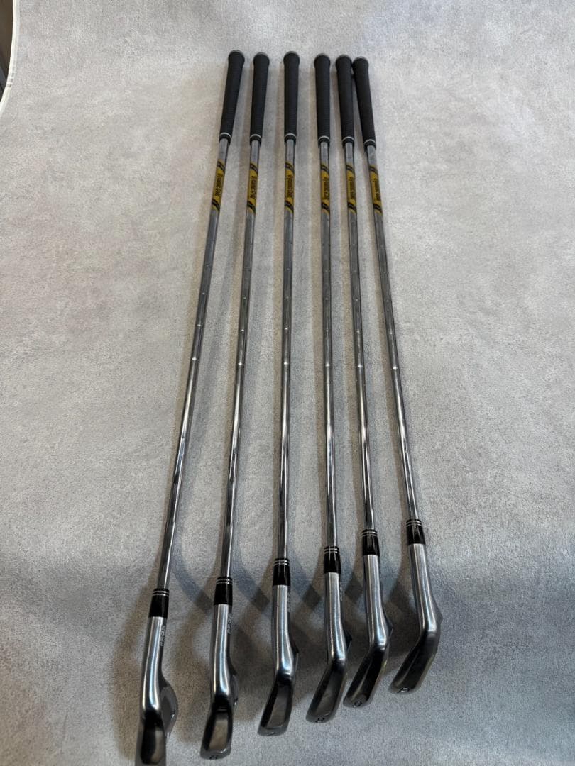 PRGR 01アイアンセット5〜PW 6本 ダイナミックゴールドS200