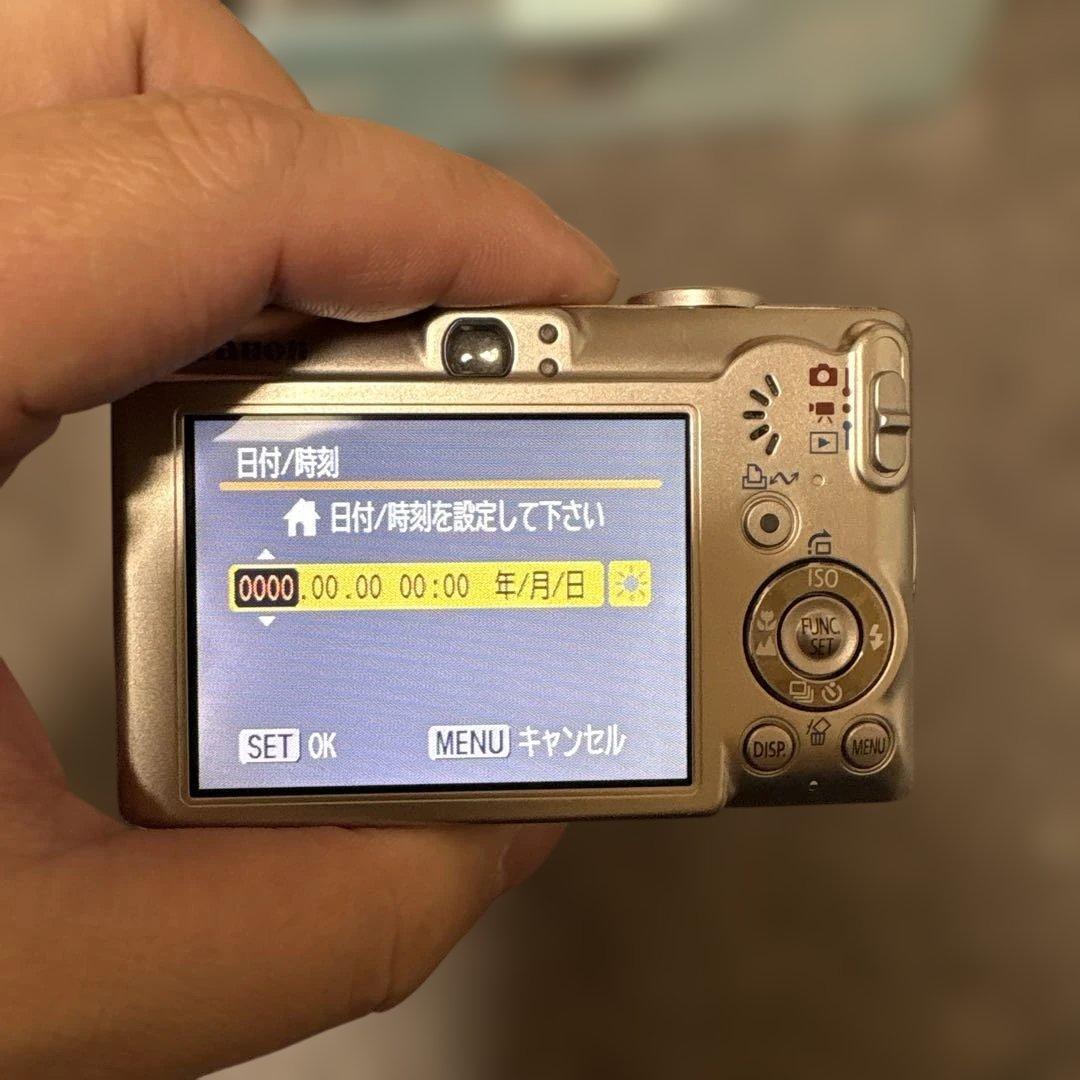 付属品あり　Canon　デジカメ　IXY70