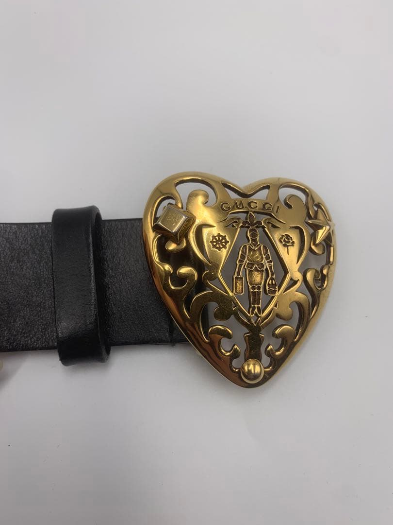 グッチ GUCCI ベルト レザー ハート ロゴ ゴールド P55