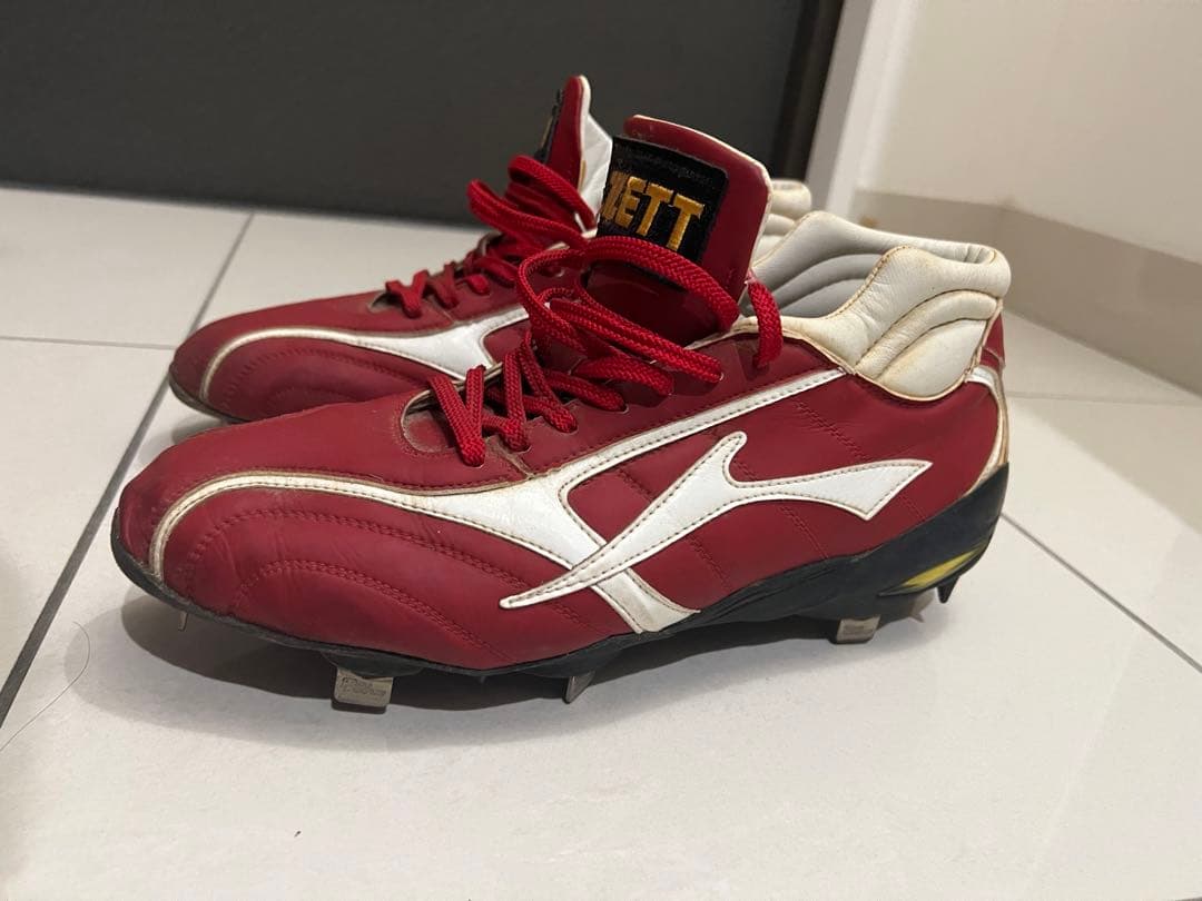 ZETT 赤 スパイク シューズ　28.5cm