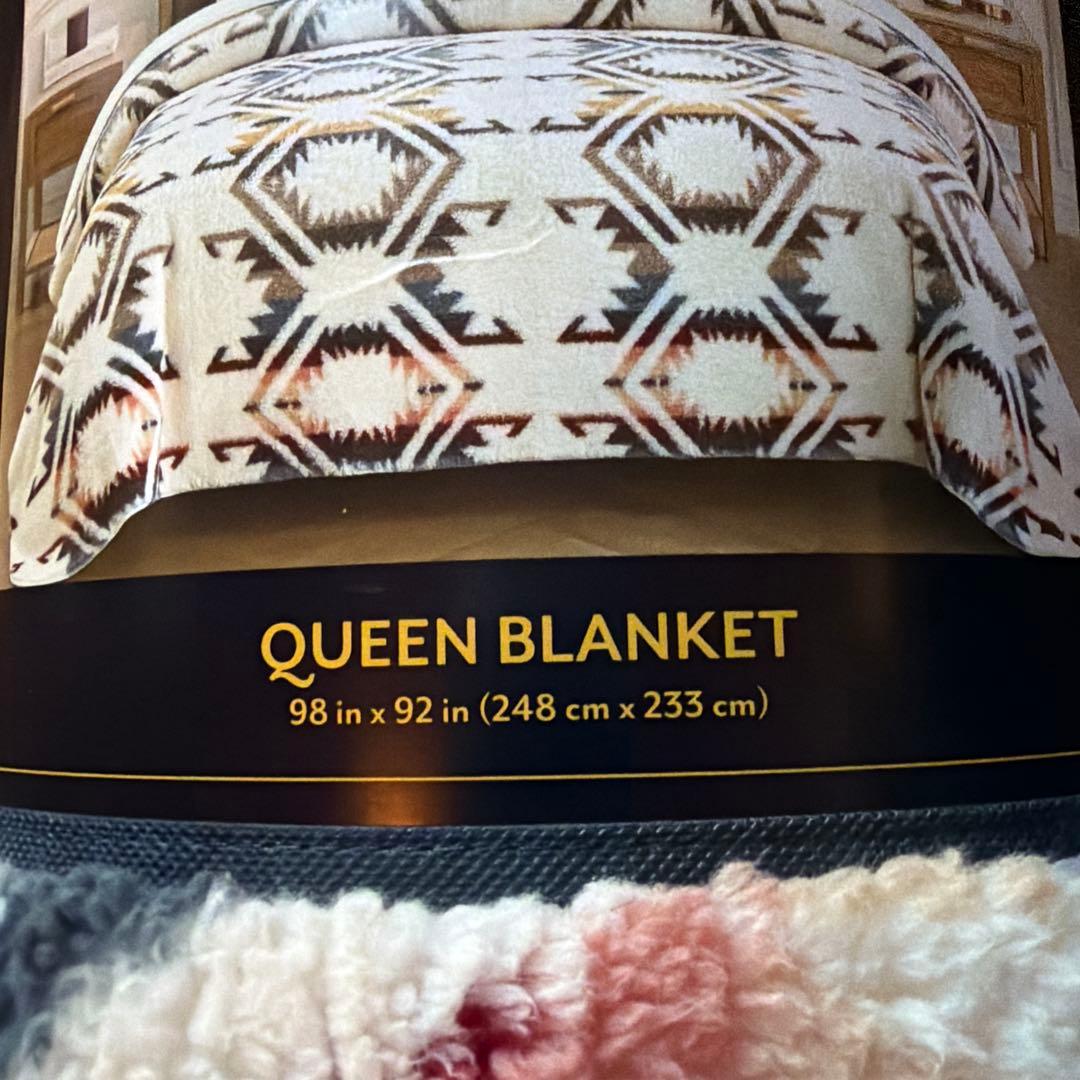 プチ子　コストコPENDLETON旧デザイン　クイーンブランケット