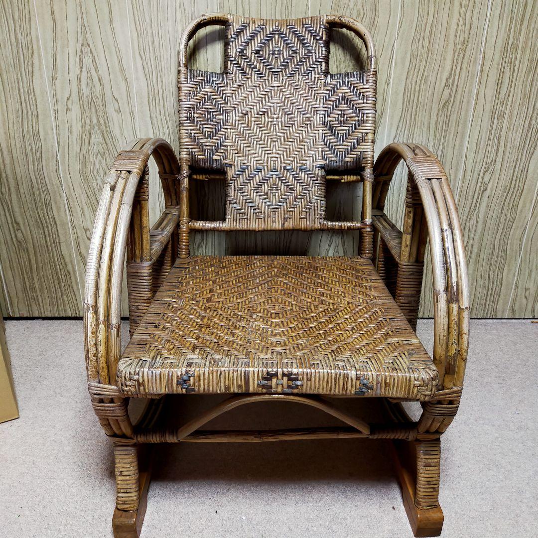 最終価格　ラタン 　籐の椅子　背もたれは十字　籐製品　台湾高雄　1956年購入