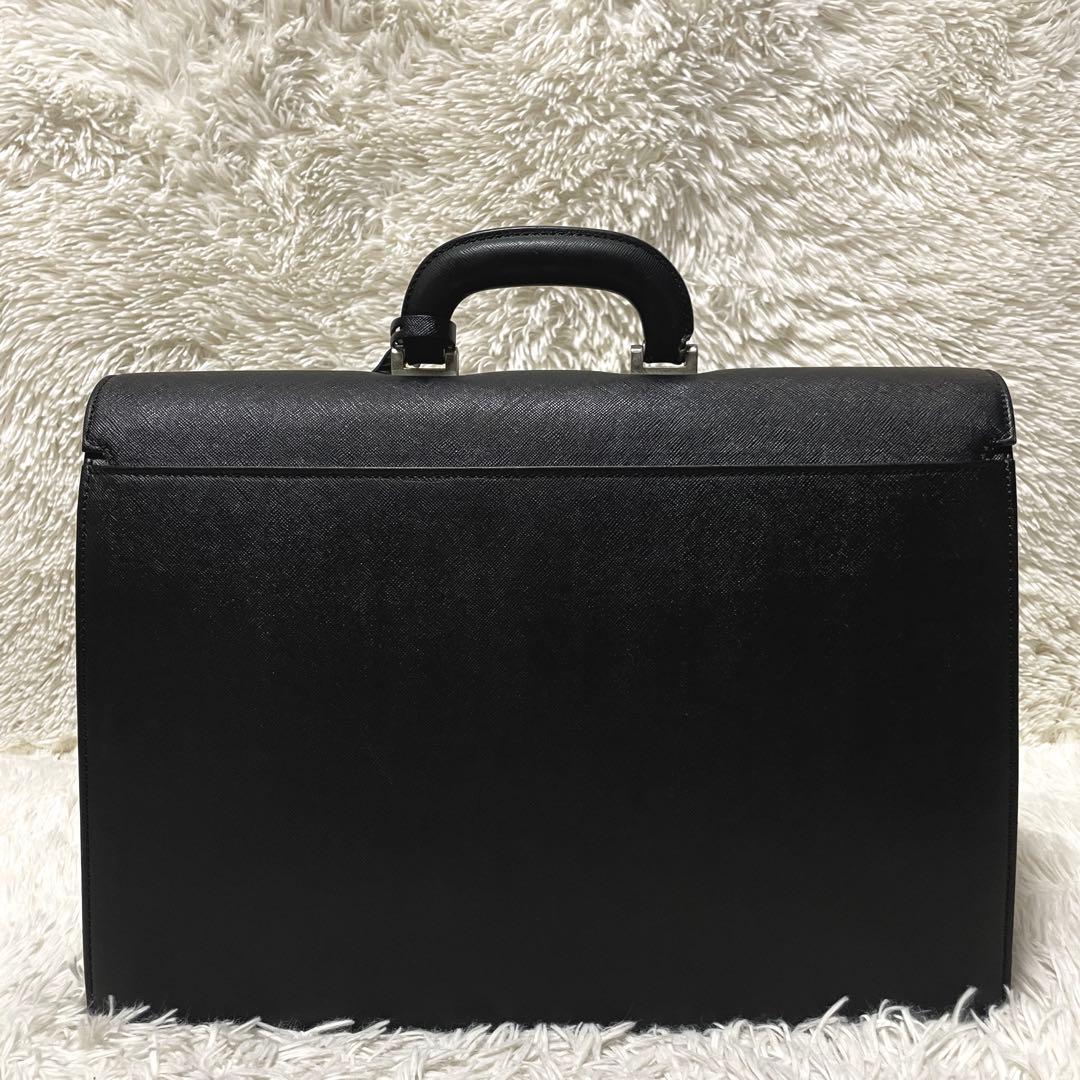 【良品】Burberry バーバリー　ブリーフケース　ビジネス　レザー　ブラック