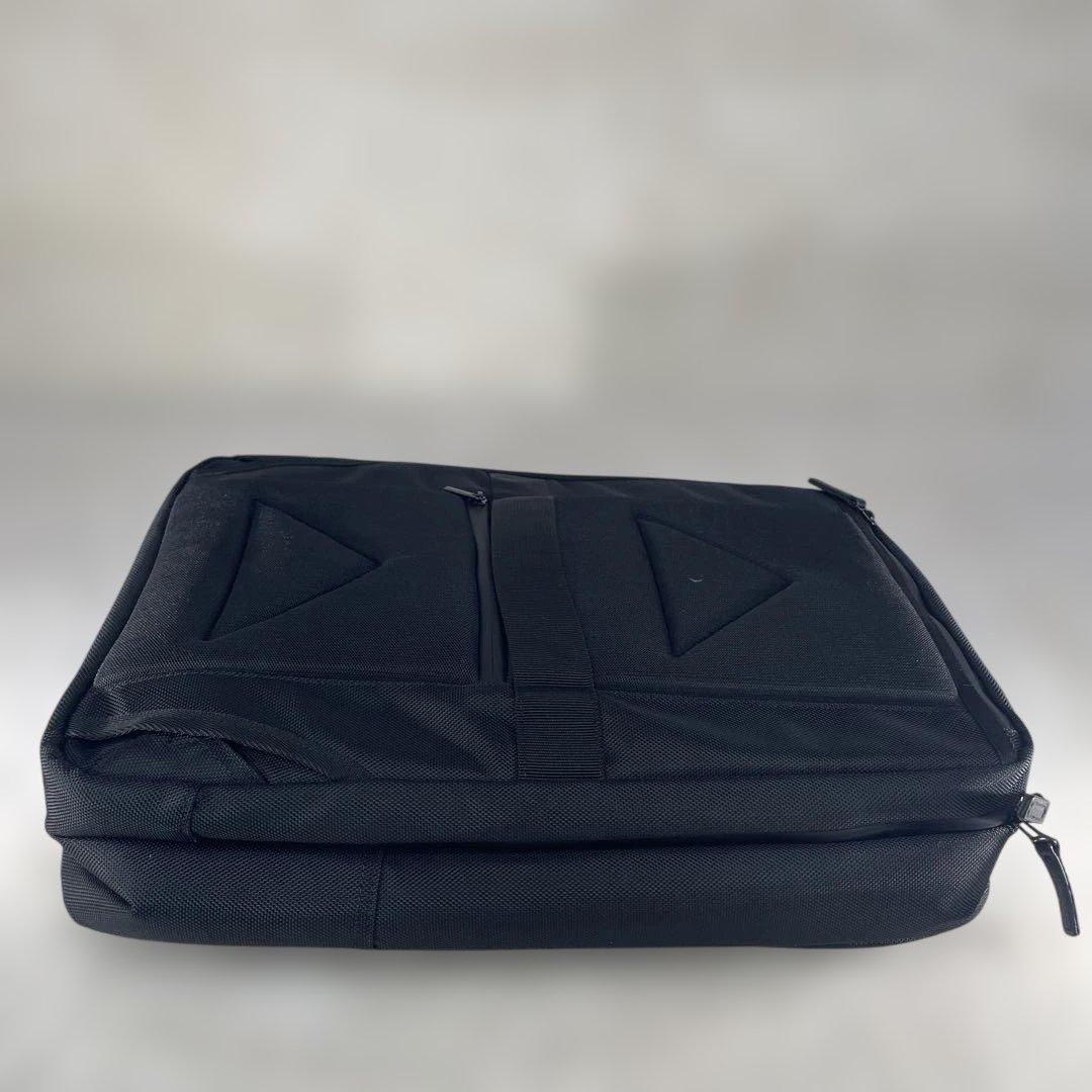 【未使用級】千葉ロッテマリーンズ　ビジネスバッグ サコッシュ タグ付き