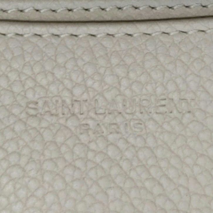 サンローラン　名刺入れ　ビジネスカードホルダー　アイボリー　ベージュ