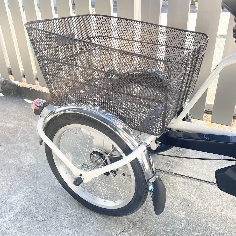 ●パナソニック● 電動アシスト三輪自転車 ビビライフ 大容量 BE-FU832F