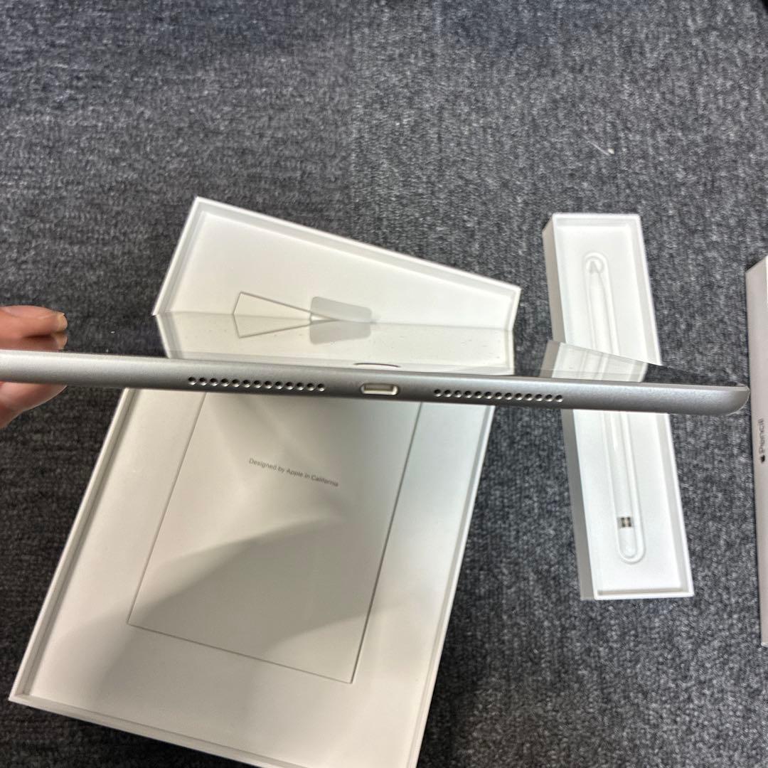 iPad 第9世代 64GB Apple pencil付き