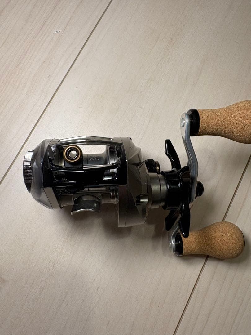 メガバス　ラウダ 58 美品　ベイトリール　右ハンドル　本体のみ付属品ありません
