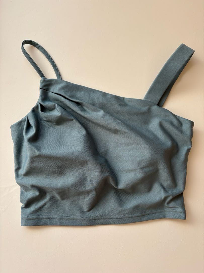 美品　SUKALA アシンメトリーギャザー　ブラトップス スモークグリーン　M