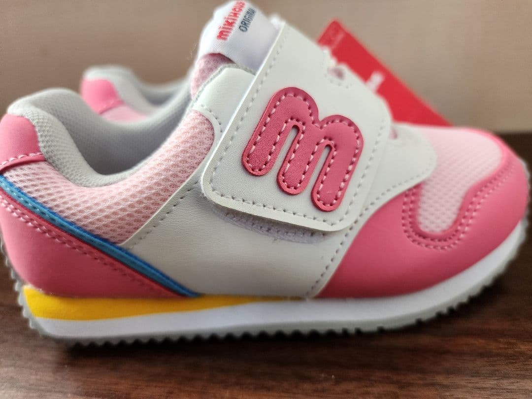 値下げ!新品　ミキハウス 　　ピンク スニーカー　16cm