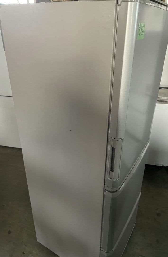 031104 SHARP ノンフロン冷凍冷蔵庫　SJ-W352E-S