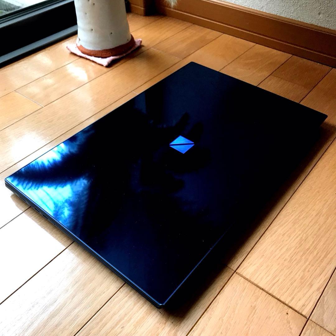 美品LaVieVEGA LV750/R【有機ELUltraHD4Kディスプレイ】