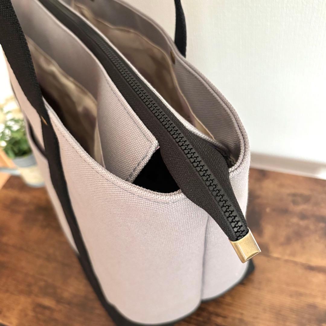 【えり】ダブルフリル巾着ショルダーバッグ　帆布　ココア×エレガントフラワー