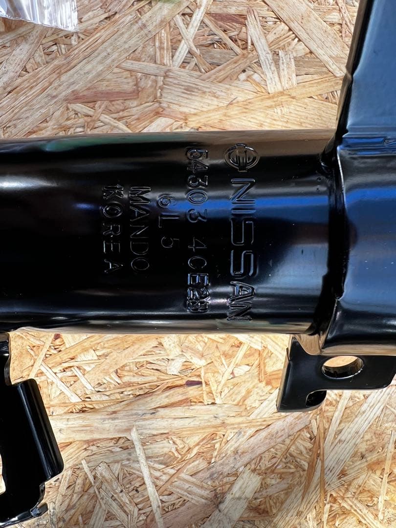 最終値下げ　日産 ニッサン T32 エクストレイル 純正 サス　 新車外し 美品