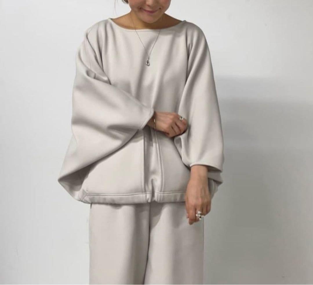 ビアズリー　リップルダンボール トップス　グレージュ　　今季新品