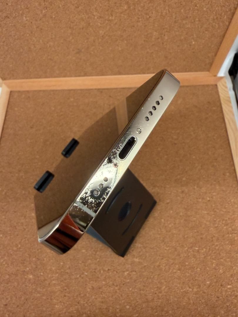 iPhone 13 Pro ゴールド 512 GB バッテリー100%