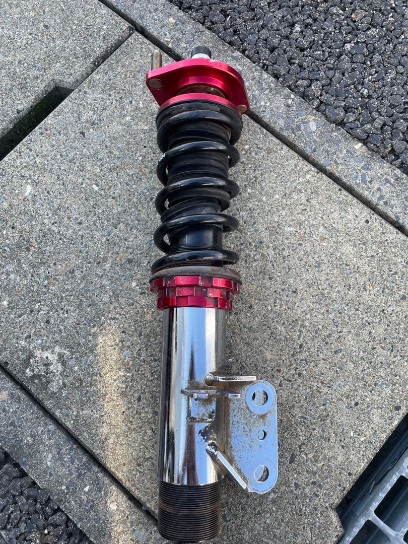 格安即購入可能Spiegel シュピーゲル RC1/RC2 R2 車高調