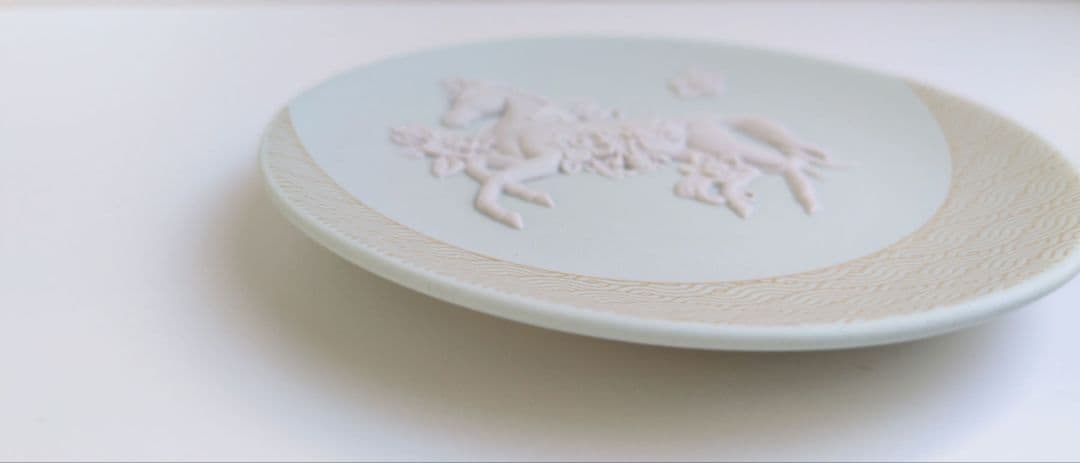 完売品✩ウェッジウッド　ジャスパー　干支トレイ　2026年馬