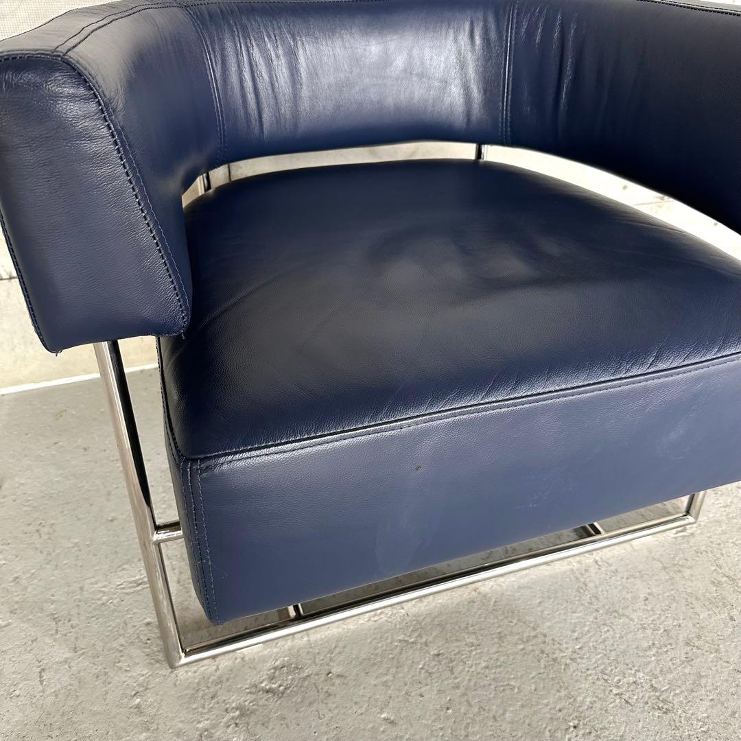 合皮クラブチェア◎ モダンデザインラウンジチェア／低座面／店舗・サロン・書斎